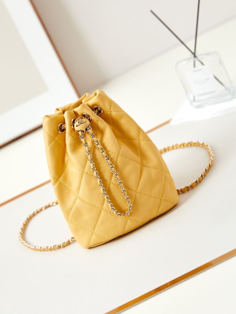 Ch**el bucket bags
